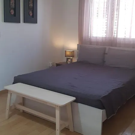 דירה Ankhubuntu ניקוסיה